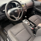Hyundai i30 2.0 16V 145cv 5p Aut. 2012 Gasolina-8