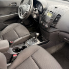Hyundai i30 2.0 16V 145cv 5p Aut. 2012 Gasolina-9