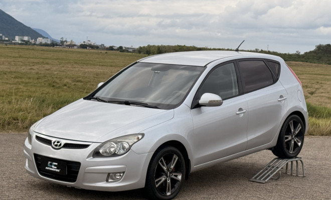 Hyundai i30 2.0 16V 145cv 5p Aut. 2012 Gasolina