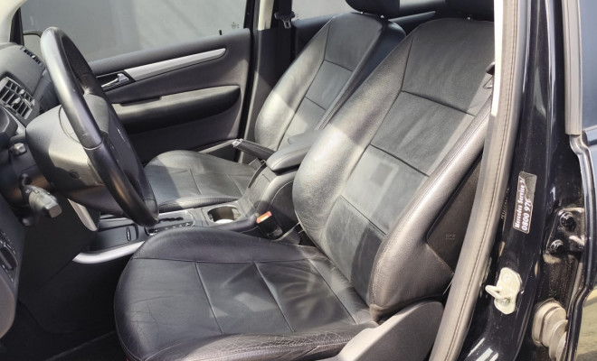 Mercedes-Benz Classe B 180 1.7 116cv Aut. 2011 Gasolina-9