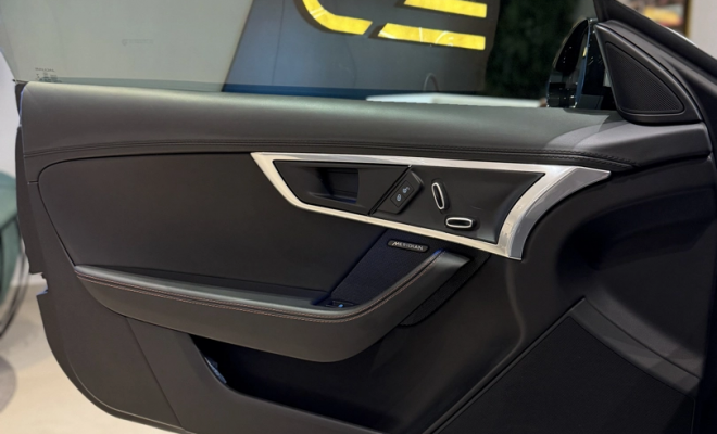 Jaguar F-Type 2.0 R-Dynamic Coupe 300cv Aut. 2019 Gasolina-0