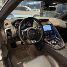 Jaguar F-Type 2.0 R-Dynamic Coupe 300cv Aut. 2019 Gasolina-8