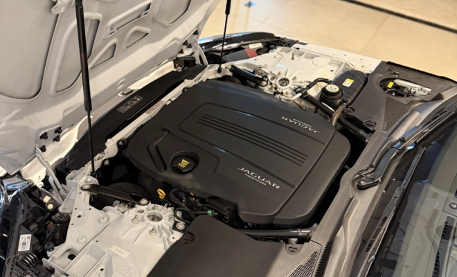 Jaguar F-Type 2.0 R-Dynamic Coupe 300cv Aut. 2019 Gasolina-7