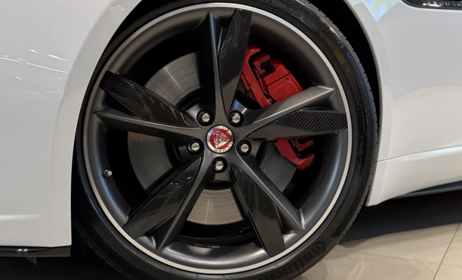 Jaguar F-Type 2.0 R-Dynamic Coupe 300cv Aut. 2019 Gasolina-12