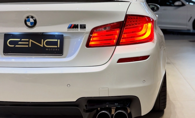 BMW M5 4.4 560cv Bi-Turbo Aut. 2013 Gasolina-10