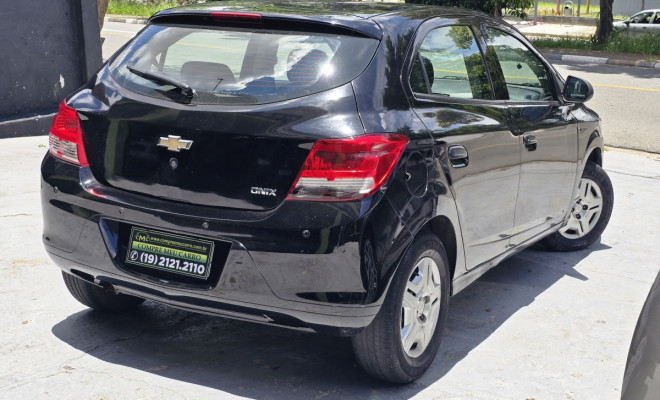 GM - Chevrolet ONIX HATCH LT 1.0 8V FlexPower 5p Mec. 2015 Flex-3