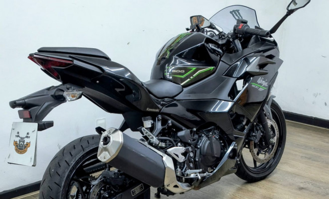 KAWASAKI NINJA 500 2025 Gasolina-9