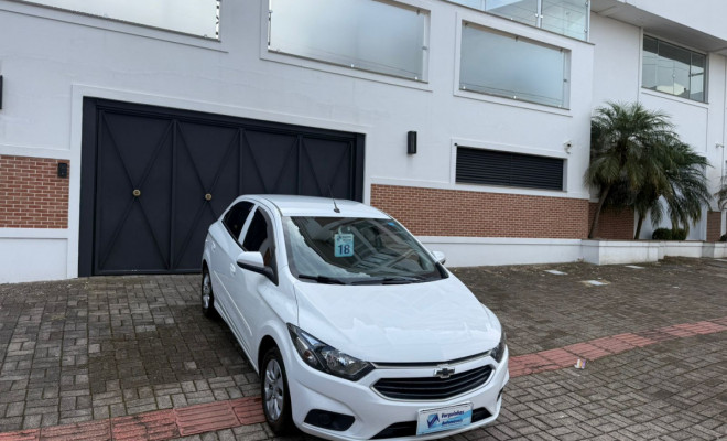 GM - Chevrolet ONIX HATCH LT 1.0 8V FlexPower 5p Mec. 2018 Flex-1
