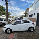 GM - Chevrolet ONIX HATCH LT 1.0 8V FlexPower 5p Mec. 2018 Flex-2