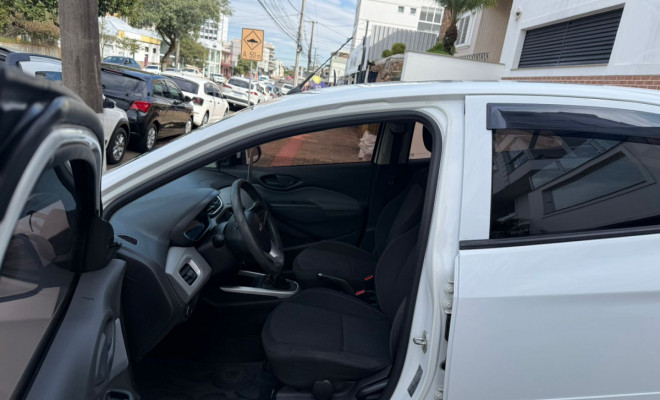 GM - Chevrolet ONIX HATCH LT 1.0 8V FlexPower 5p Mec. 2018 Flex-6