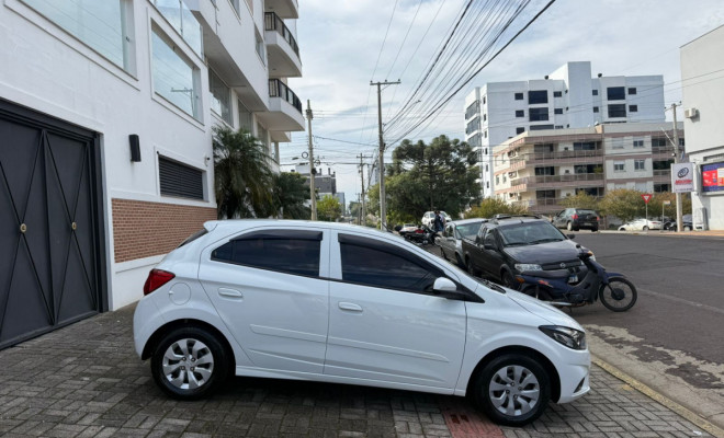 GM - Chevrolet ONIX HATCH LT 1.0 8V FlexPower 5p Mec. 2018 Flex-3