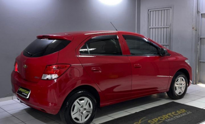 GM - Chevrolet ONIX HATCH LT 1.0 8V FlexPower 5p Mec. 2015 Flex-9