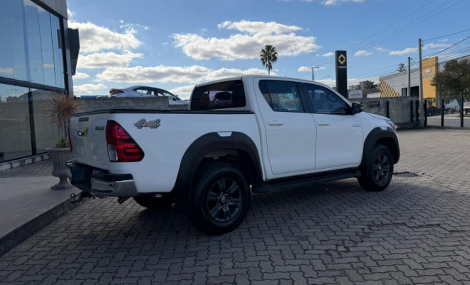 Toyota Hilux CD SR 4x4 2.8 TDI Diesel Aut. 2024 Diesel-2