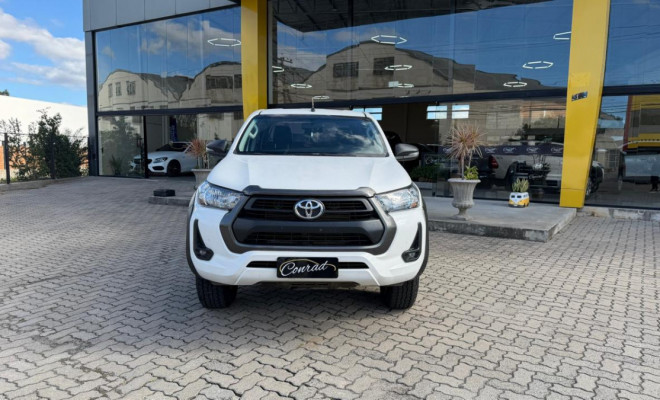 Toyota Hilux CD SR 4x4 2.8 TDI Diesel Aut. 2024 Diesel-0