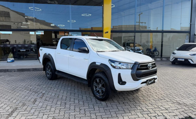 Toyota Hilux CD SR 4x4 2.8 TDI Diesel Aut. 2024 Diesel-1