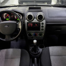 Ford Fiesta Sedan Class 1.6 8V 2012-5