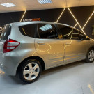 Honda Fit LX 1.4 Aut. 2010 Flex  Compacto e Confortavél-3