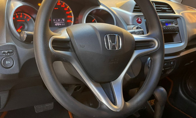 Honda Fit LX 1.4 Aut. 2010 Flex  Compacto e Confortavél-8