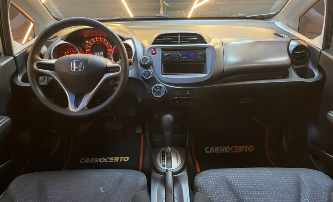 Honda Fit LX 1.4 Aut. 2010 Flex  Compacto e Confortavél-4