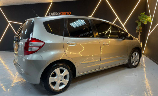 Honda Fit LX 1.4 Aut. 2010 Flex  Compacto e Confortavél-3