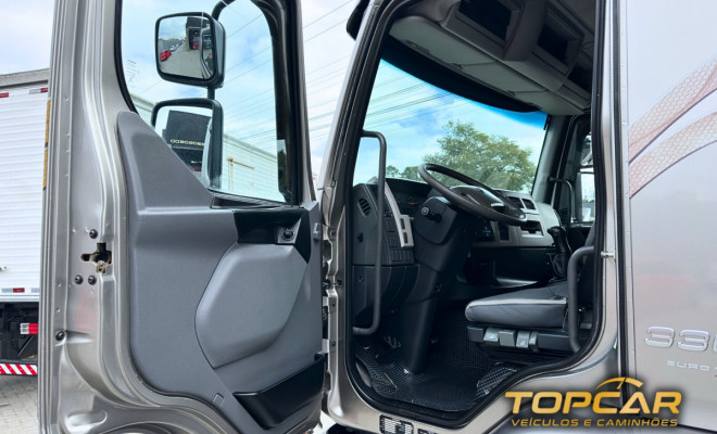 VOLVO VM 330 6x4 2p (diesel) (E5) 2013 Diesel-12