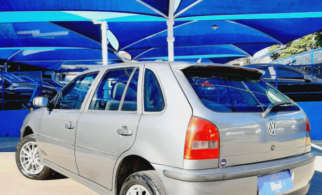 VW - VolksWagen Gol 1.0 Plus 16v 4p 2002 Gasolina-4