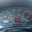 VW - VolksWagen Golf 1.6Mi/ 1.6Mi Gener./Black & Silver 2005 Gasolina-7