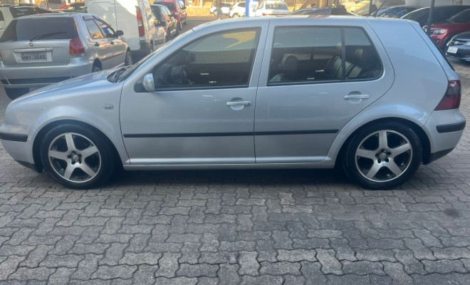 VW - VolksWagen Golf 1.6Mi/ 1.6Mi Gener./Black & Silver 2005 Gasolina-2
