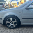 VW - VolksWagen Golf 1.6Mi/ 1.6Mi Gener./Black & Silver 2005 Gasolina-1