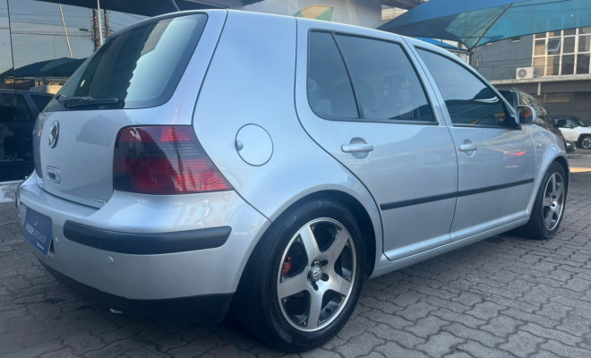 VW - VolksWagen Golf 1.6Mi/ 1.6Mi Gener./Black & Silver 2005 Gasolina-9