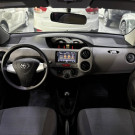 Toyota ETIOS XS 1.3 2013-4