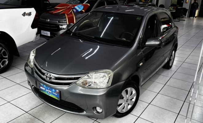 Toyota ETIOS XS 1.3 2013