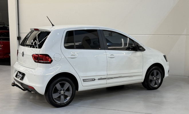 VW - VolksWagen Fox Connect 1.6 Flex 8V 5p 2021 Flex-4