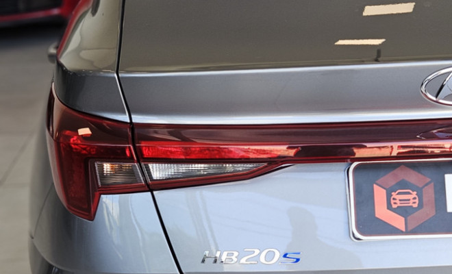 Hyundai HB20S Com. Plus Tech 1.0 TB Flex 12V Aut 2025 Flex-17