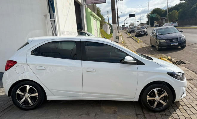 GM - Chevrolet ONIX HATCH LTZ 1.4 8V FlexPower 5p Aut. 2019 Flex-3