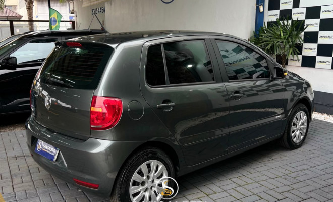 VW - VolksWagen Fox 1.0 Mi Total Flex 8V 5p 2013 Flex-2