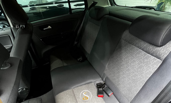 VW - VolksWagen Fox 1.0 Mi Total Flex 8V 5p 2013 Flex-7