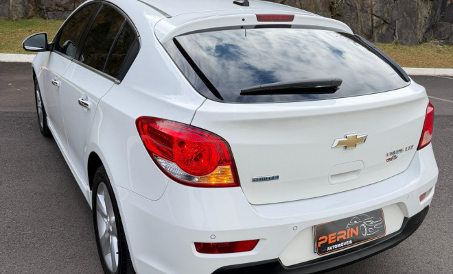 GM - Chevrolet CRUZE HB Sport LTZ 1.8 16V FlexP. 5p Aut 2014 Flex-6