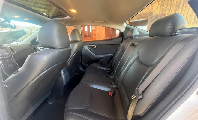 Hyundai Elantra GLS 2.0 16V Flex Aut. 2015 Flex-6