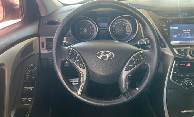 Hyundai Elantra GLS 2.0 16V Flex Aut. 2015 Flex-8