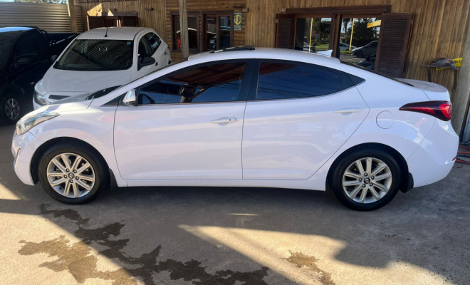 Hyundai Elantra GLS 2.0 16V Flex Aut. 2015 Flex-2