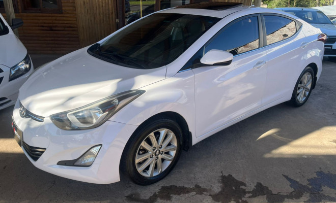 Hyundai Elantra GLS 2.0 16V Flex Aut. 2015 Flex