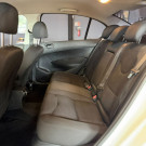 Peugeot 408 Sedan Allure 2.0 Flex 16V 4p Mec. 2014 Flex-15