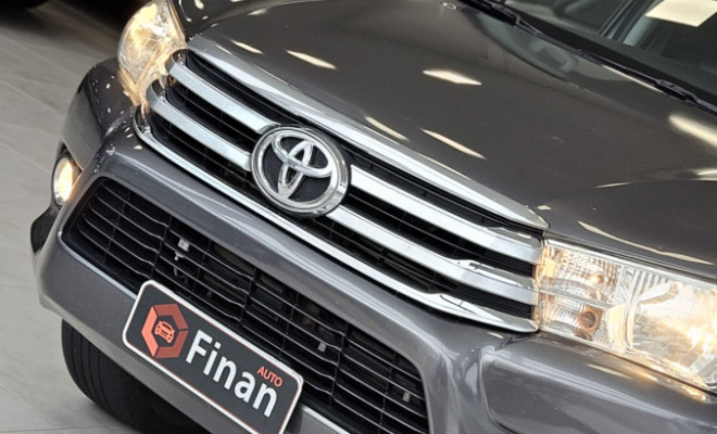 Toyota Hilux CD SRV 4x4 2.8 TDI Diesel Aut. 2017 Diesel-1