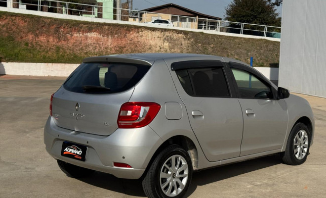 Sandero Expression 1.6 2016 | Conforto, espaço e um motor pronto para qualquer rotina-2