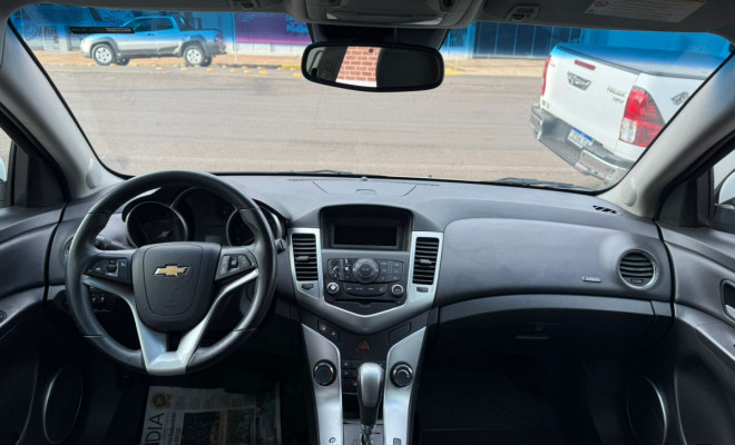 GM - Chevrolet CRUZE HB Sport LT 1.8 16V FlexP. 5p Aut 2014 Flex-5