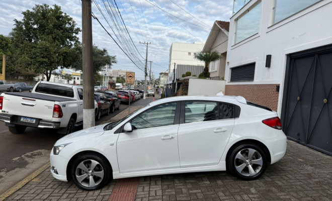 GM - Chevrolet CRUZE HB Sport LT 1.8 16V FlexP. 5p Aut 2014 Flex-3