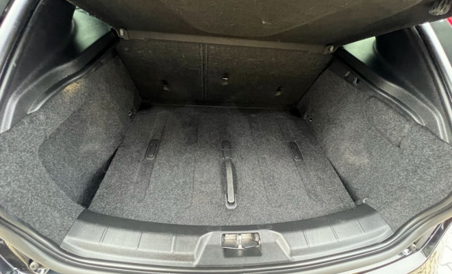 Volvo V40 T-4 KINETIC 2.0 Aut. 2018 Gasolina-10