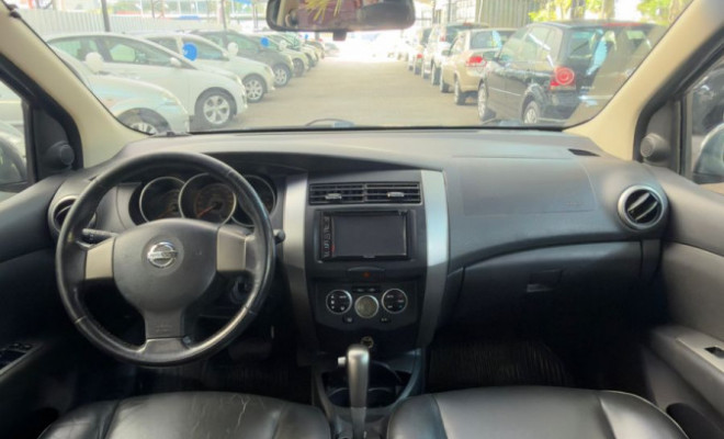 Nissan LIVINA X-GEAR SL/X-GEAR 1.8 Flex F. Aut. 2012 Flex-7
