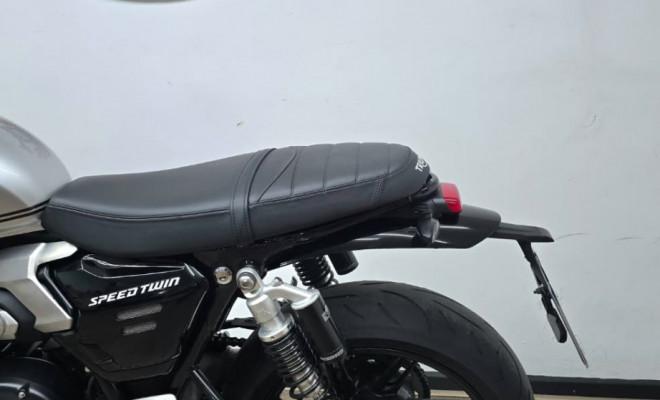 TRIUMPH Speed Twin 1200cc 2025 Gasolina-8